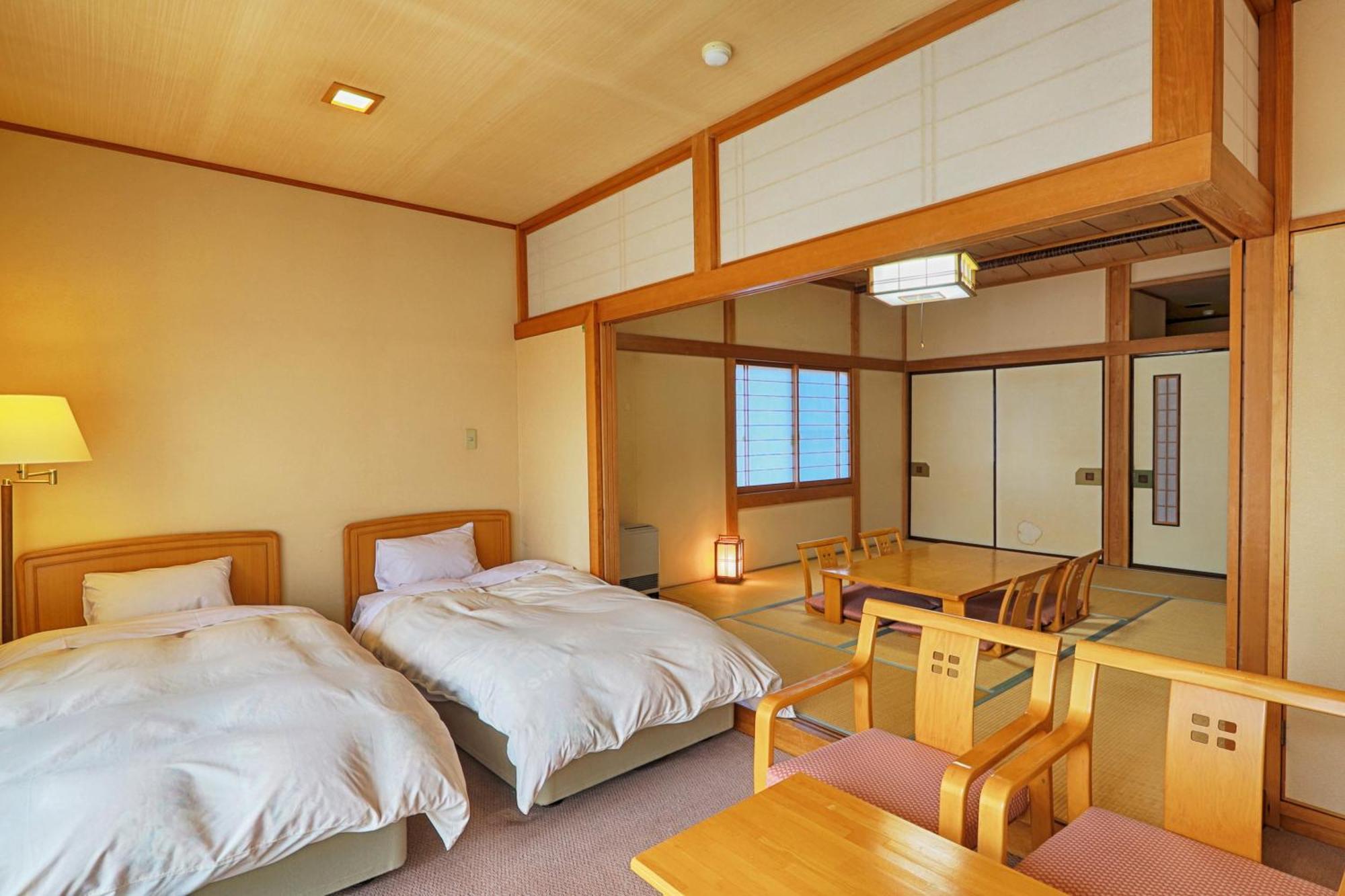 Hatago Tsubakiya Yamanakako Rum bild